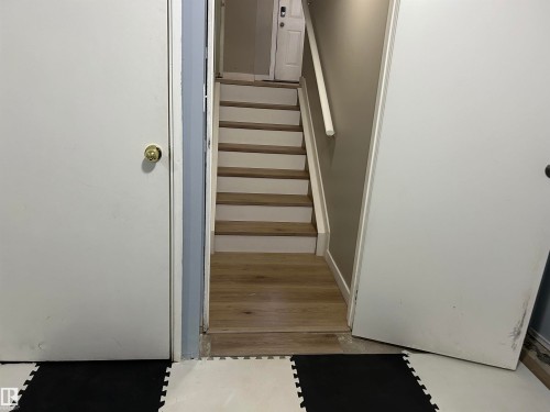 View of stairs - 17 9520 174 Street, Edmonton, AB - Indoor Photo Showing Other Room
