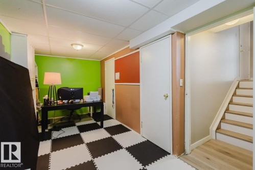 17 9520 174 Street, Edmonton, AB - Indoor Photo Showing Other Room