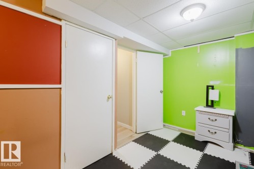 17 9520 174 Street, Edmonton, AB - Indoor