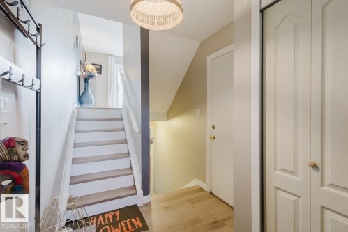 17 9520 174 Street, Edmonton, AB - Indoor Photo Showing Other Room