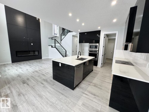 17124 68 Street, Edmonton, AB - Indoor