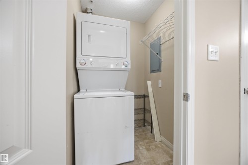 107 4903 47 Avenue, Stony Plain, AB - Indoor Photo Showing Laundry Room