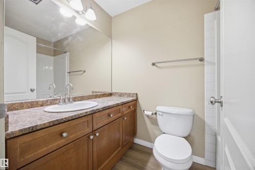 107 4903 47 Avenue, Stony Plain, AB - Indoor Photo Showing Bathroom