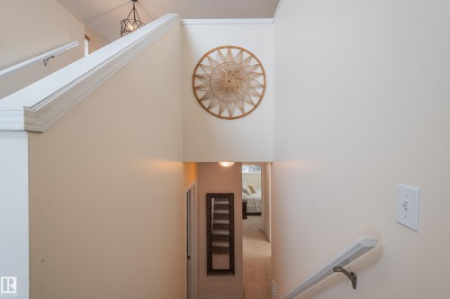 15722 141 Street Nw, Edmonton, AB - Indoor Photo Showing Other Room