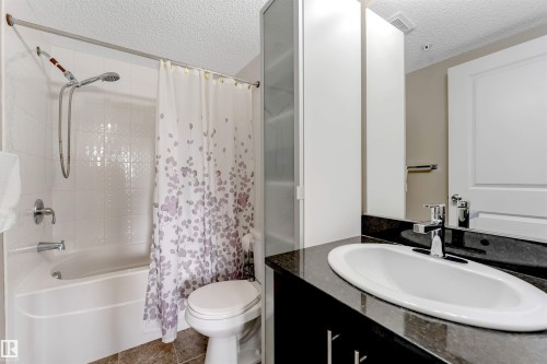 203 1510 Watt Drive, Edmonton, AB - Indoor Photo Showing Bathroom