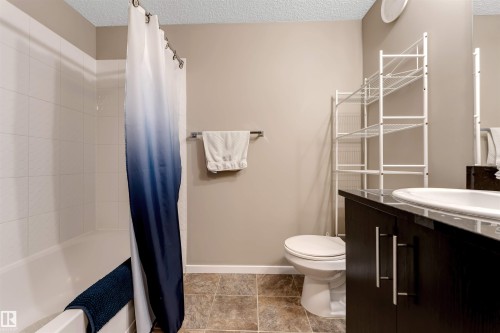 203 1510 Watt Drive, Edmonton, AB - Indoor Photo Showing Bathroom