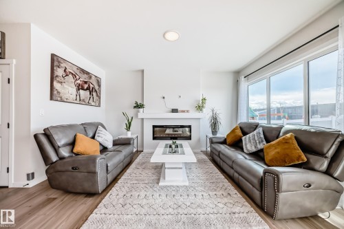 17608 49 Street, Edmonton, AB - Indoor Photo Showing Living Room With Fireplace