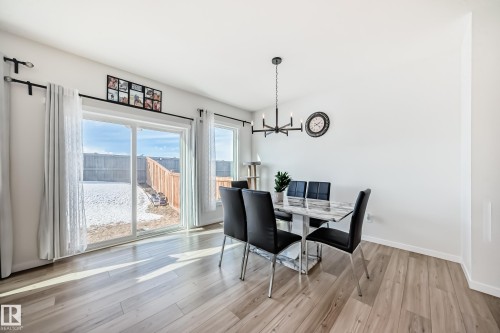 17608 49 Street, Edmonton, AB - Indoor Photo Showing Dining Room