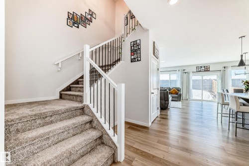 17608 49 Street, Edmonton, AB - Indoor Photo Showing Other Room