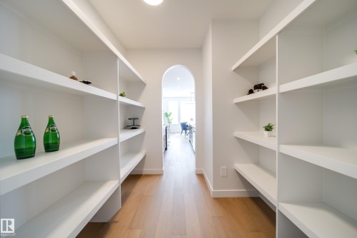 82 Chelles Wynd, St. Albert, AB - Indoor With Storage