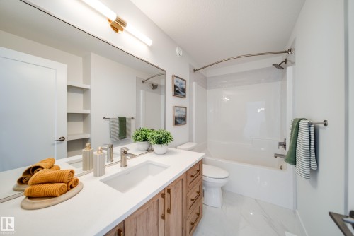82 Chelles Wynd, St. Albert, AB - Indoor Photo Showing Bathroom