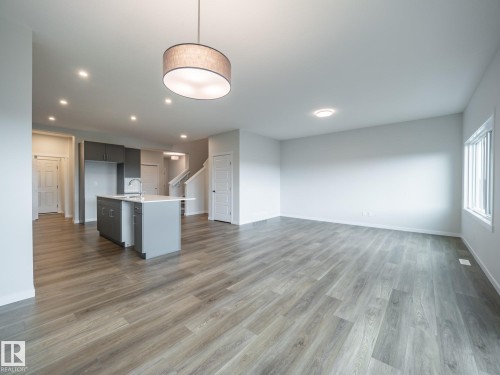 19342 22A Avenue, Edmonton, AB - Indoor