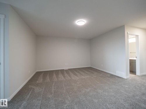 19342 22A Avenue, Edmonton, AB - Indoor Photo Showing Other Room