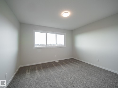 19342 22A Avenue, Edmonton, AB - Indoor Photo Showing Other Room