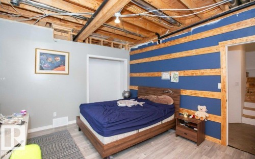 5104 - 49 Avenue, Busby, AB - Indoor