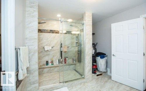 5104 - 49 Avenue, Busby, AB - Indoor Photo Showing Bathroom