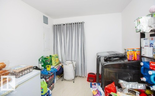 5104 - 49 Avenue, Busby, AB - Indoor Photo Showing Laundry Room