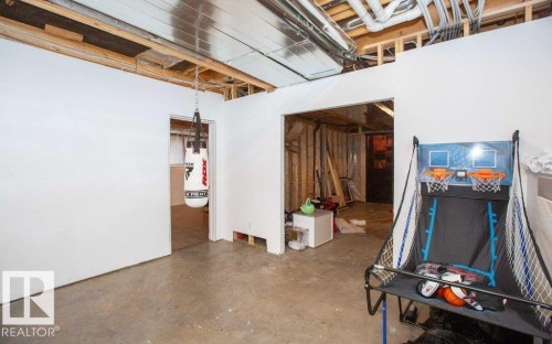 5104 - 49 Avenue, Busby, AB - Indoor