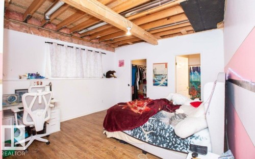 5104 - 49 Avenue, Busby, AB - Indoor