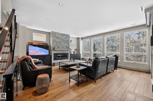 14374 Park Drive, Edmonton, AB - Indoor Photo Showing Living Room With Fireplace