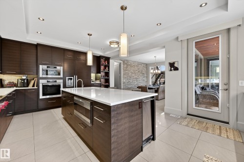 14374 Park Drive, Edmonton, AB - Indoor Photo Showing Kitchen With Upgraded Kitchen