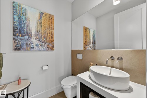 14374 Park Drive, Edmonton, AB - Indoor Photo Showing Bathroom