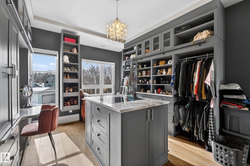 14374 Park Drive, Edmonton, AB - Indoor