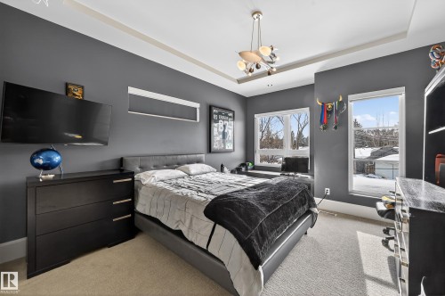 14374 Park Drive, Edmonton, AB - Indoor Photo Showing Bedroom
