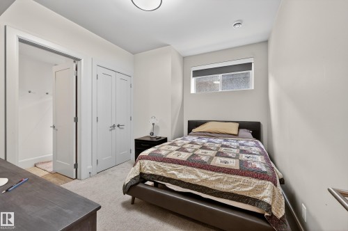 14374 Park Drive, Edmonton, AB - Indoor Photo Showing Bedroom
