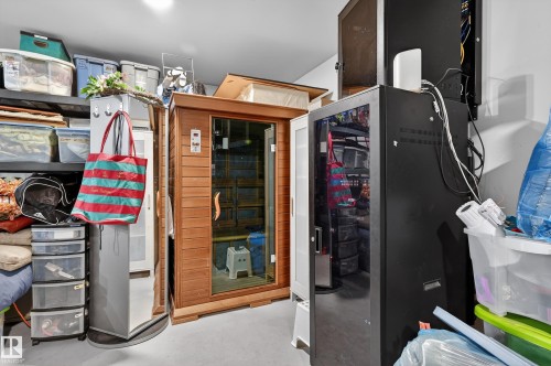 14374 Park Drive, Edmonton, AB - 