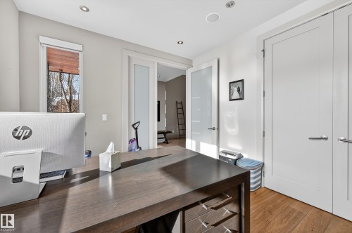 14374 Park Drive, Edmonton, AB - Indoor Photo Showing Other Room