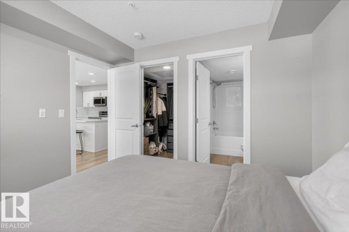 125 1506 Tamarack Boulevard, Edmonton, AB - Indoor Photo Showing Bedroom