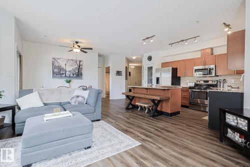 111 2035 Grantham Crest Nw, Edmonton, AB - Indoor