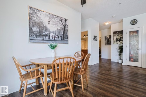 111 2035 Grantham Crest Nw, Edmonton, AB - Indoor Photo Showing Dining Room