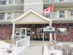 206 4707 51 Avenue  Wetaskiwin, AB T9A 0T6