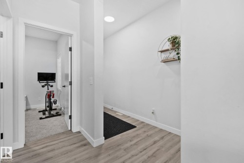 15816 29 Avenue, Edmonton, AB - Indoor Photo Showing Other Room
