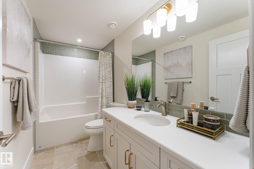 18 Emerald Way, Spruce Grove, AB - Indoor Photo Showing Bathroom