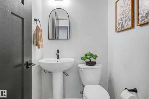 Half bathroom with toilet - 34 Riverhill Crescent, St. Albert, AB - Indoor Photo Showing Bathroom