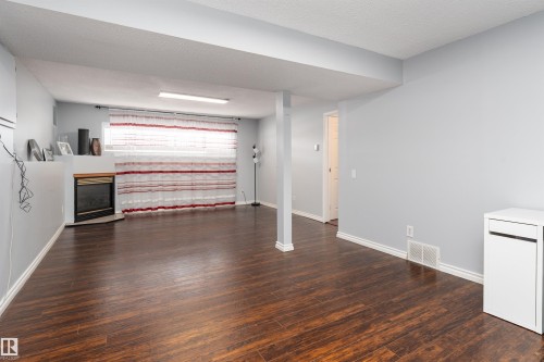 3505 42 Street, Leduc, AB - Indoor