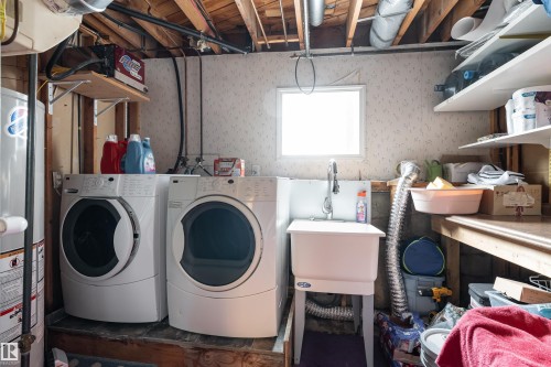 3505 42 Street, Leduc, AB - Indoor Photo Showing Laundry Room