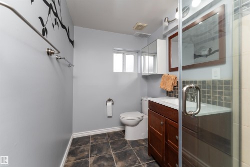 3505 42 Street, Leduc, AB - Indoor Photo Showing Bathroom