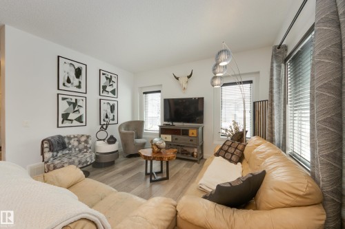 6 Joyal Way, St. Albert, AB - Indoor Photo Showing Living Room