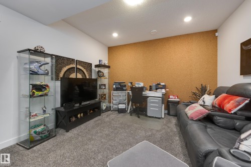 6 Joyal Way, St. Albert, AB - Indoor