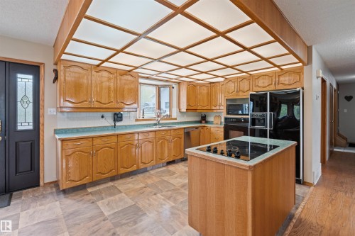 1301 28 Street, Cold Lake, AB - Indoor Photo Showing Kitchen With Double Sink