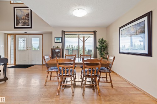 1301 28 Street, Cold Lake, AB - Indoor Photo Showing Dining Room