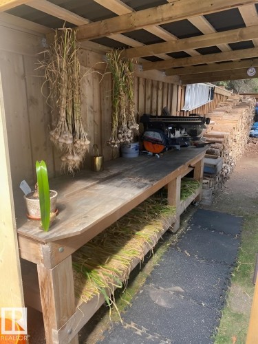 View of patio / terrace - 206 Wolf Willow Crescent, Edmonton, AB - Indoor