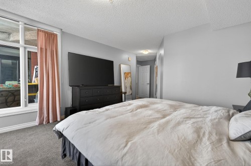 1703 9020 Jasper Avenue, Edmonton, AB - Indoor Photo Showing Bedroom