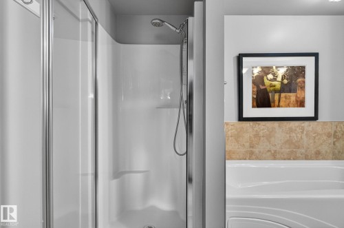 1703 9020 Jasper Avenue, Edmonton, AB - Indoor Photo Showing Bathroom