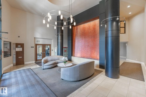 1703 9020 Jasper Avenue, Edmonton, AB - Indoor Photo Showing Other Room