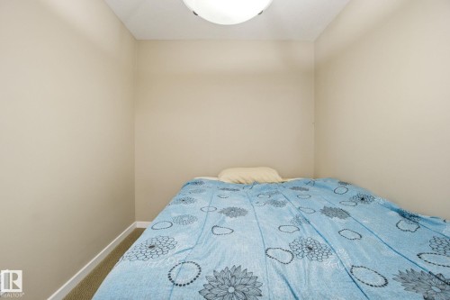 208 278 Suder Greens Drive Nw, Edmonton, AB - Indoor Photo Showing Bedroom